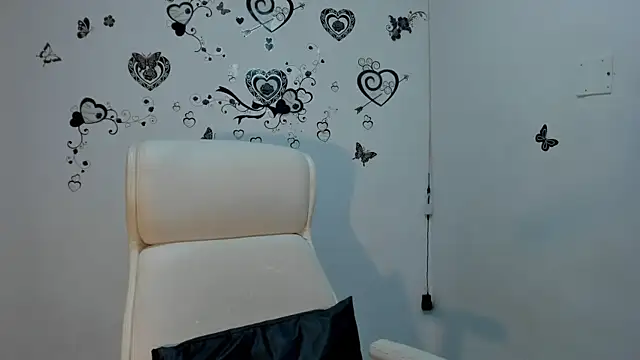 Snapshot of Linisprincehot69 chatting on November 1, 5:31 am Linisprincehot69 online show from November 1, 5:31 am