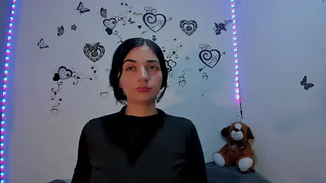 Snapshot of Linisprincehot69 chatting on December 2, 7:47 am Linisprincehot69 online show from December 2, 7:47 am