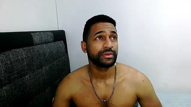 Snapshot of bbcblackhot34 chatting on February 22, 11:02 am bbcblackhot34 online show from February 22, 11:02 am