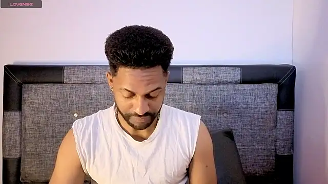 Snapshot of bbcblackhot34 chatting on October 2, 2:51 am bbcblackhot34 online show from October 2, 2:51 am