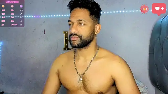 Snapshot of bbcblackhot34 chatting on December 18, 2:50 am bbcblackhot34 online show from December 18, 2:50 am