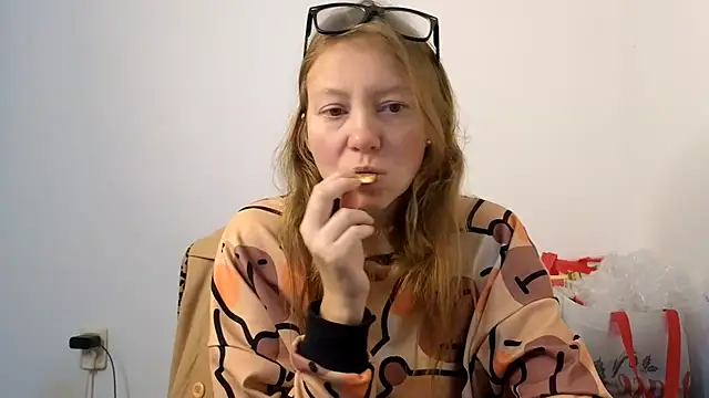 Snapshot of Jony_Marta chatting on March 16, 4:45 pm Jony Marta online show from March 16, 4:45 pm