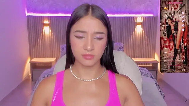 Snapshot of Antonella_Grayy chatting on February 28, 2:09 pm Antonella Grayy online show from February 28, 2:09 pm