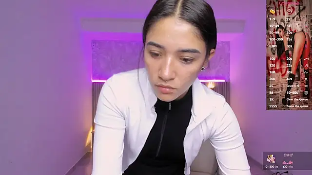 Snapshot of Antonella_Grayy chatting on March 13, 10:57 am Antonella Grayy online show from March 13, 10:57 am