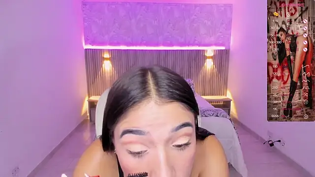 Snapshot of Antonella_Grayy chatting on March 15, 2:01 pm Antonella Grayy online show from March 15, 2:01 pm