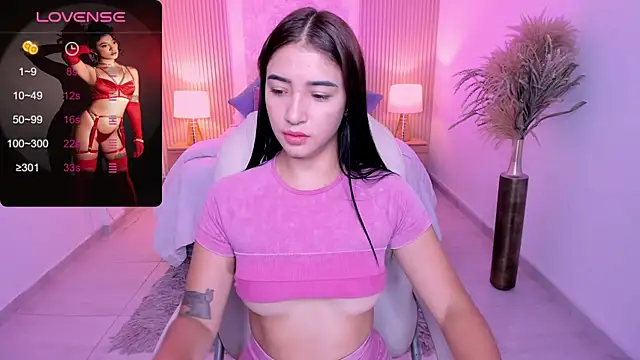 Snapshot of Antonella_Grayy chatting on October 4, 11:08 am Antonella Grayy online show from October 4, 11:08 am