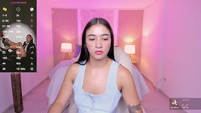 Snapshot of Antonella_Grayy chatting on November 14, 10:58 am Antonella Grayy online show from November 14, 10:58 am