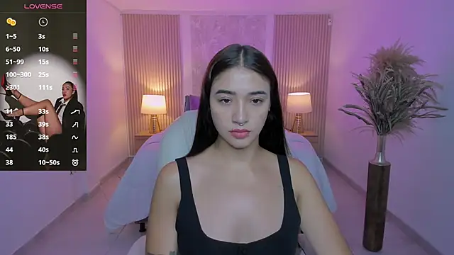 Snapshot of Antonella_Grayy chatting on November 25, 10:59 am Antonella Grayy online show from November 25, 10:59 am