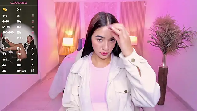 Snapshot of Antonella_Grayy chatting on December 4, 11:08 am Antonella Grayy online show from December 4, 11:08 am