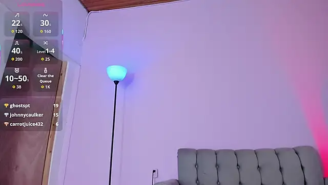 Snapshot of zoe6x chatting on November 13, 3:55 pm zoe6x online show from November 13, 3:55 pm