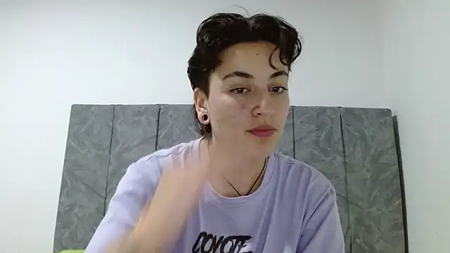 linda 33 online show from September 15, 12:21 am