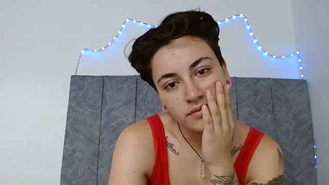 linda 33 online show from September 17, 7:04 pm