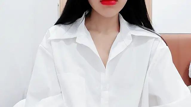 Lita-Julia online show from January 18, 12:04 pm