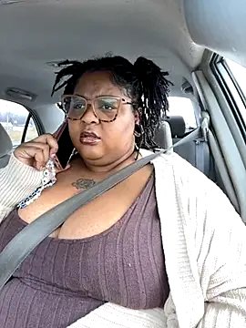 Snapshot of kweenxkarma chatting on October 27, 9:52 pm kweenxkarma online show from October 27, 9:52 pm