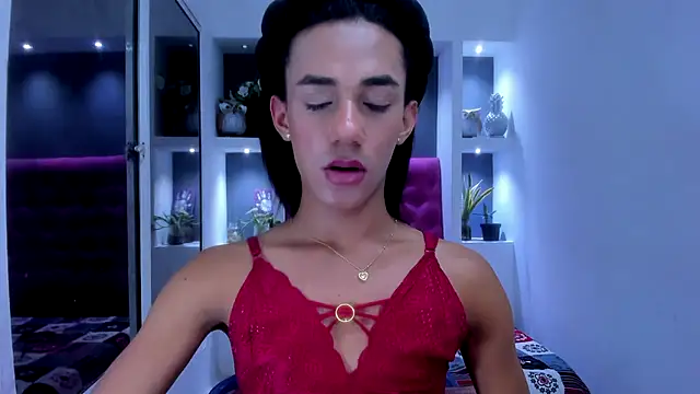 Snapshot of KatrinaQueen1 chatting on February 17, 11:13 am KatrinaQueen1 online show from February 17, 11:13 am