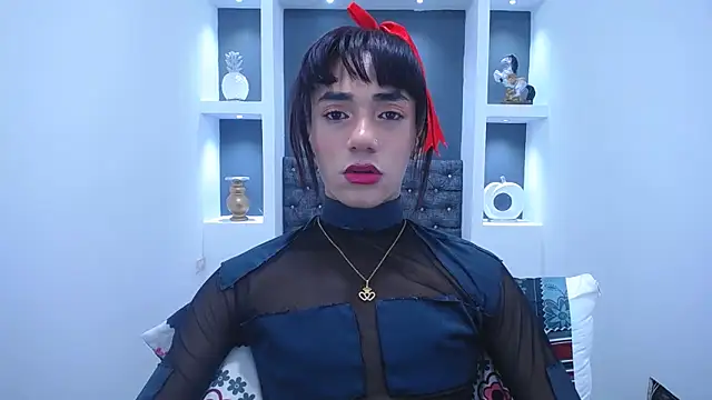 Snapshot of KatrinaQueen1 chatting on March 5, 2:25 am KatrinaQueen1 online show from March 5, 2:25 am