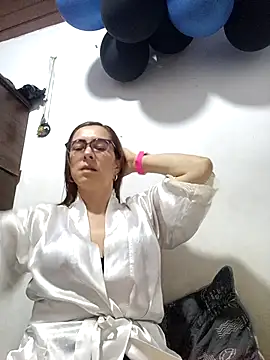 Snapshot of mademonsexy chatting on September 11, 2:55 am mademonsexy online show from September 11, 2:55 am