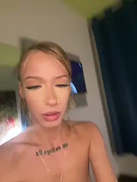 Snapshot of Leyladieistso47 chatting on January 3, 10:51 pm Leyladieistso47 online show from January 3, 10:51 pm