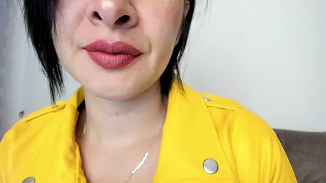 queen fetish online show from December 12, 10:24 am