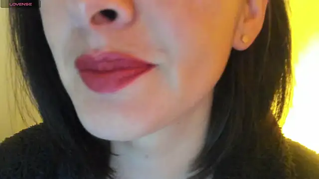 queen fetish online show from October 1, 2:12 pm