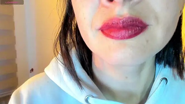 queen fetish online show from October 30, 10:38 am