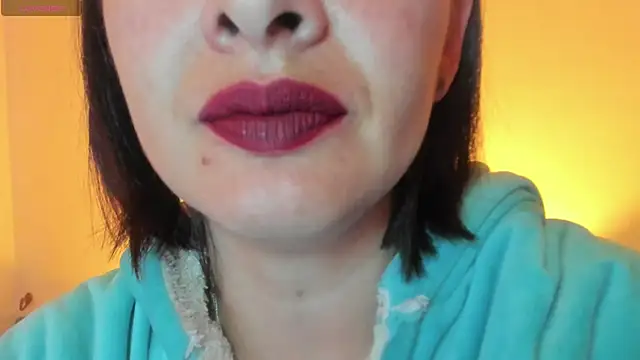 queen fetish online show from November 19, 10:37 am