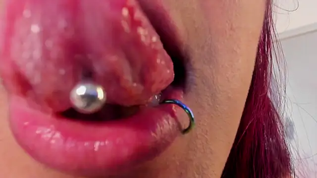 evelynjohnsoon online show from March 11, 3:34 pm