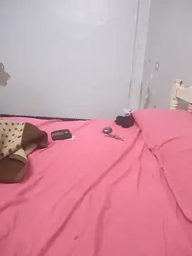 Snapshot of Arabian-B chatting on December 2, 9:02 am Arabian-B online show from December 2, 9:02 am