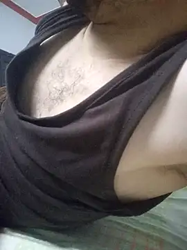 Snapshot of Arabian-B chatting on December 11, 12:55 pm Arabian-B online show from December 11, 12:55 pm