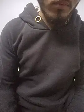 Snapshot of Arabian-B chatting on December 16, 5:33 pm Arabian-B online show from December 16, 5:33 pm