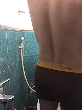 Snapshot of Arabian-B chatting on January 4, 8:06 am Arabian-B online show from January 4, 8:06 am