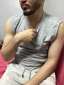 Snapshot of Arabian-B chatting on February 7, 12:06 pm Arabian-B online show from February 7, 12:06 pm