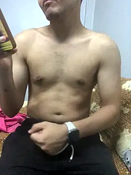 Snapshot of Arabian-B chatting on October 21, 10:05 am Arabian-B online show from October 21, 10:05 am