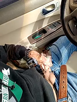 prettyboi6992 online show from March 15, 10:05 pm