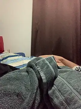 Snapshot of dedooelgrande chatting on October 25, 7:49 am dedooelgrande online show from October 25, 7:49 am