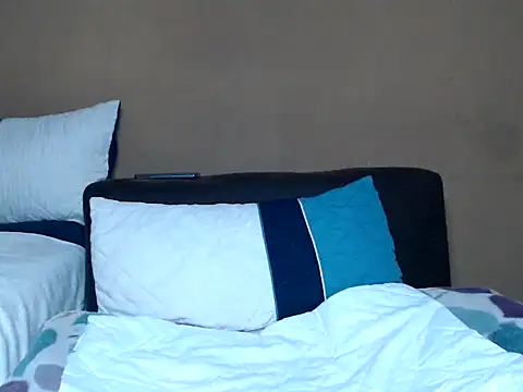 AdelaideT online show from February 26, 11:37 pm