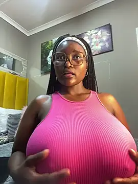 Bustygoddess32 online show from January 28, 1:50 am