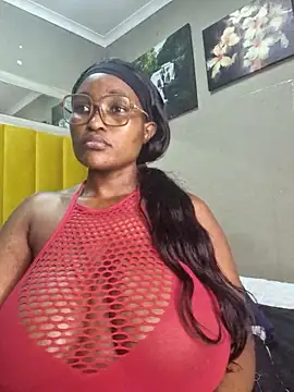 Bustygoddess32 online show from February 28, 3:04 am