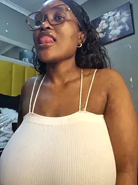 Bustygoddess32 online show from March 20, 8:53 am