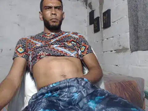 Snapshot of erik_alexander chatting on January 7, 3:14 am erik alexander online show from January 7, 3:14 am