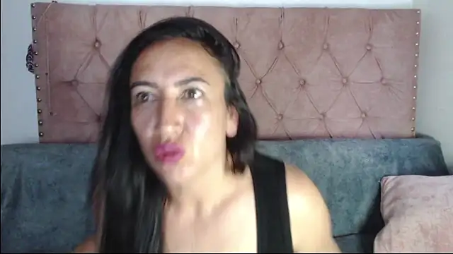 missbella1 online show from October 16, 8:54 pm