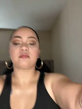 Snapshot of DestineeJayde chatting on January 3, 4:11 am DestineeJayde online show from January 3, 4:11 am