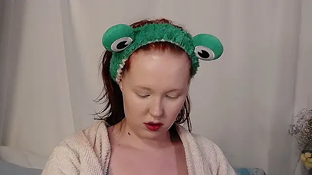 Snapshot of IrinaArt chatting on February 28, 11:12 pm IrinaArt online show from February 28, 11:12 pm