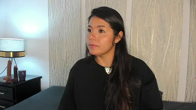 Snapshot of miaa_daniels chatting on November 12, 5:24 pm miaa daniels online show from November 12, 5:24 pm