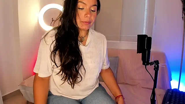 Snapshot of miaa_daniels chatting on November 22, 5:12 pm miaa daniels online show from November 22, 5:12 pm