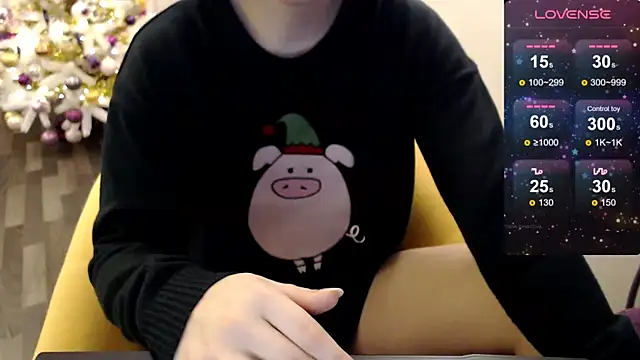Snapshot of vaders_daughter chatting on December 21, 5:36 am vaders daughter online show from December 21, 5:36 am
