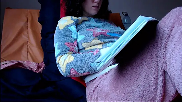 Snapshot of vaders_daughter chatting on November 4, 1:21 pm vaders daughter online show from November 4, 1:21 pm