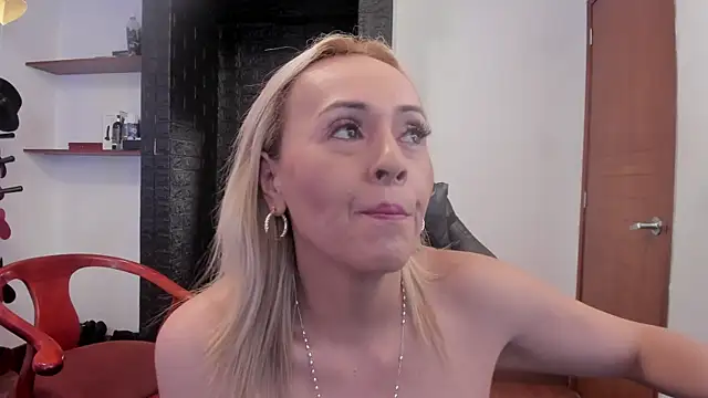 maylin yung online show from March 3, 11:44 am