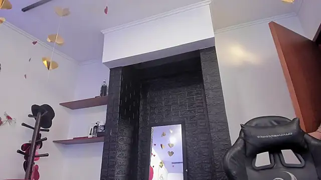 maylin yung online show from March 3, 6:12 pm