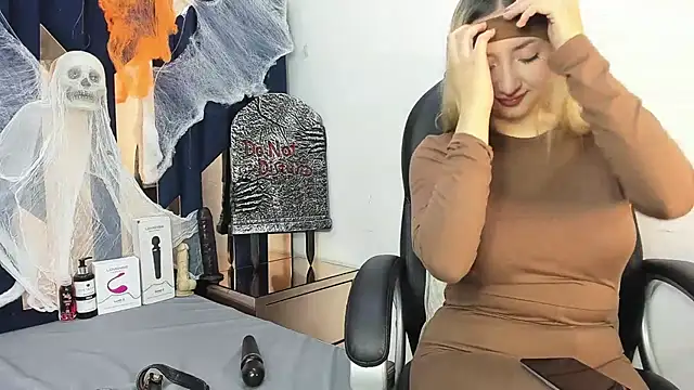 Barbie girl 69 online show from October 29, 3:36 pm